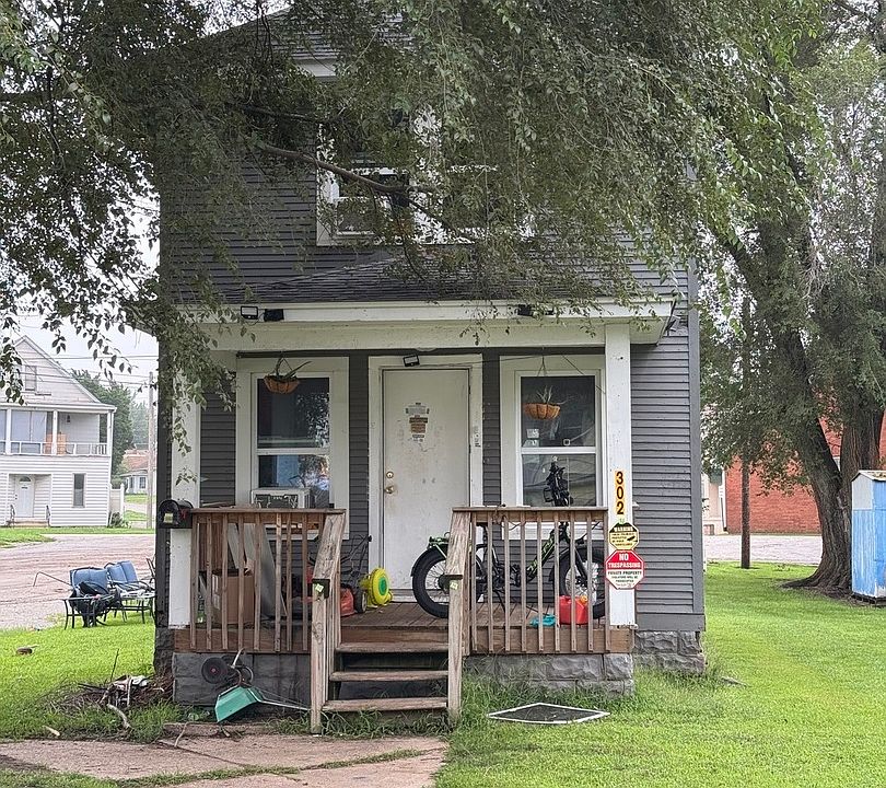 1st image of 302 12th St