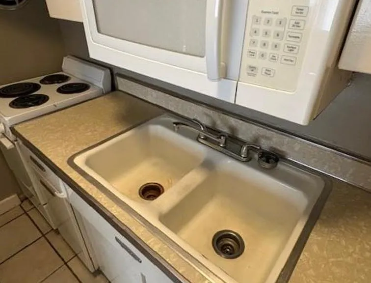 Unit Photo