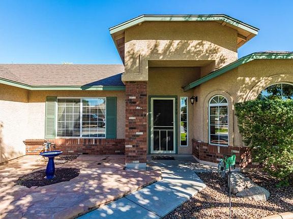 3rd image of 40140 N Bexhill Way