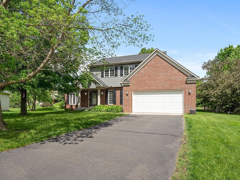 1st image of 850 Autumn Dr