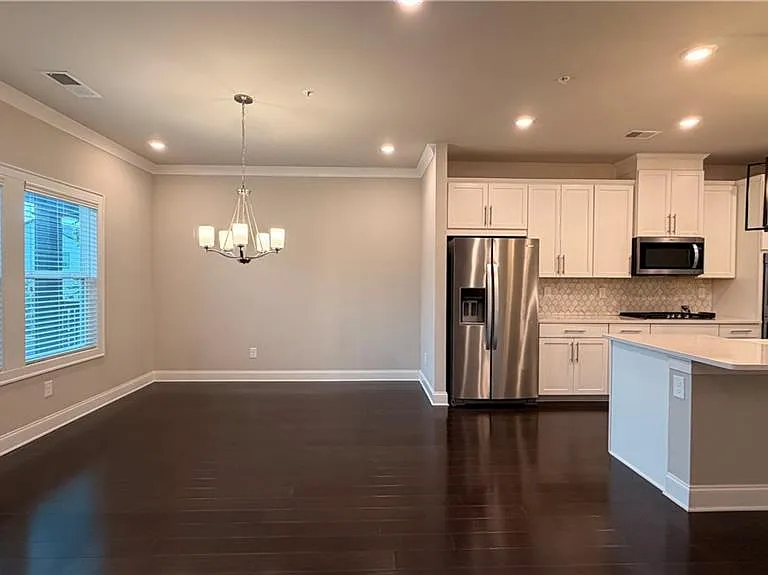 1012 Knoxboro Ln — Photo 14