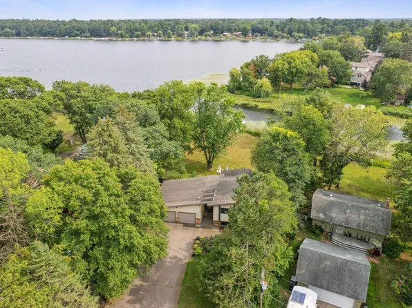 4456 Channel Ln NE, East Bethel, MN 55092