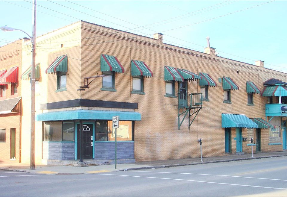 1st image of 903 5th Ave Th/425 9