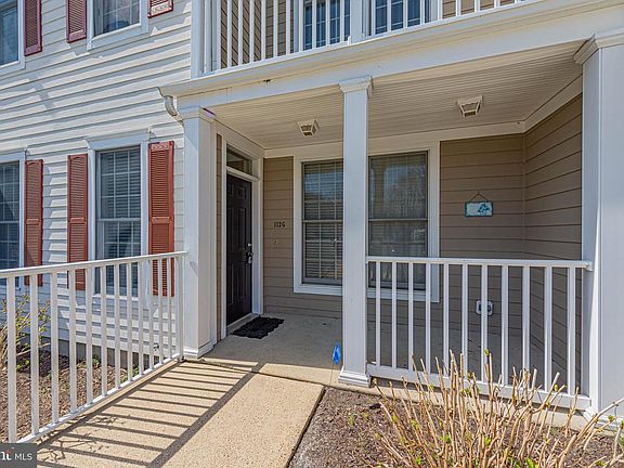 2nd image of 112 Willow Oak Ave #G