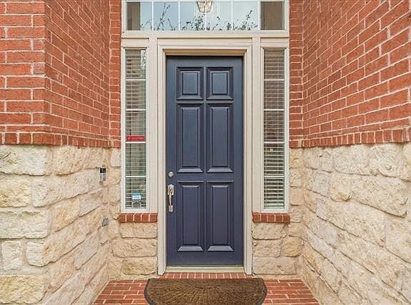 3rd image of 565 Homewood Dr