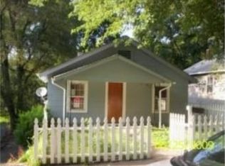 8808 E 9th St, Kansas City, MO 64125