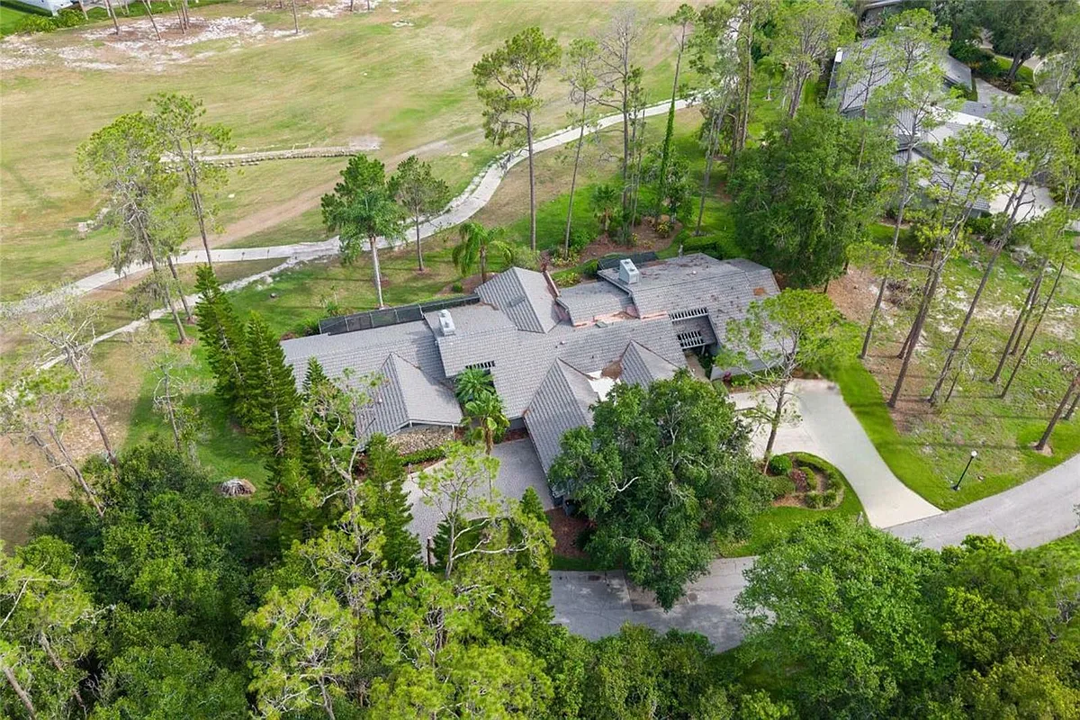 aerial view - 5474 Kemkerry Rd