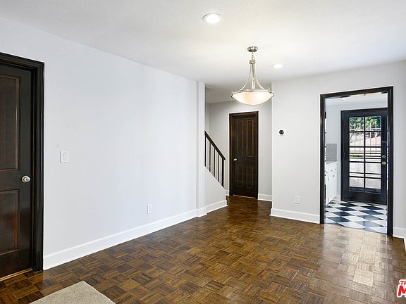 5th image of 2559 Stoner Ave #5