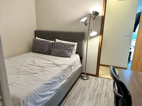 419 Atkinson Dr APT 1103, Honolulu, HI 96814
