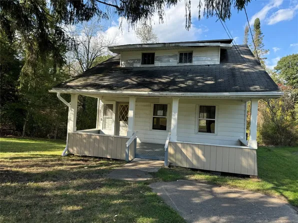 6 Jones St, Clarendon, PA 16313