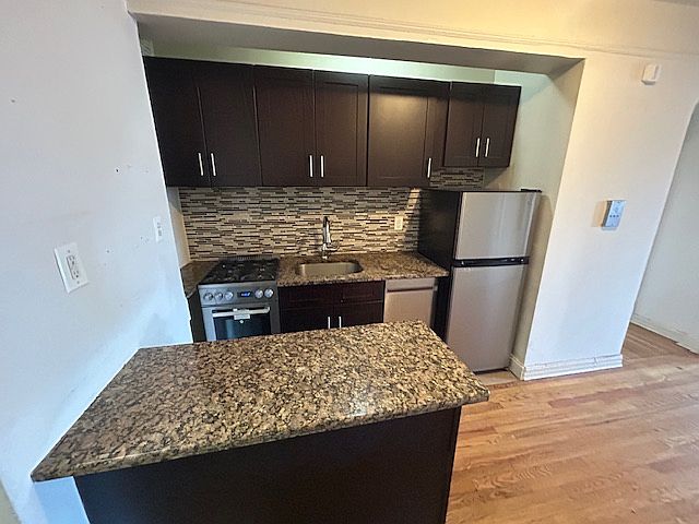 1st image of 4725 40th St APT 6A