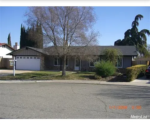 2212 Cleta Ct Photo 1