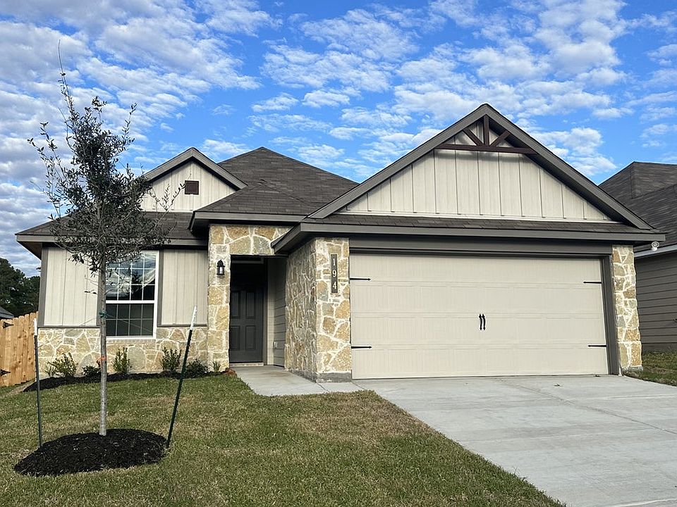 1st image of 194 Emery Oak Way