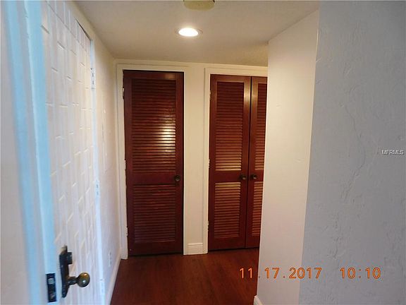 2nd image of 817 Pinewood Ct #817