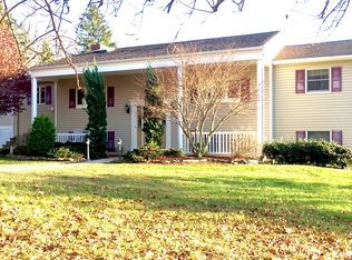 1 Locust Pl, Colts Neck, NJ 07722