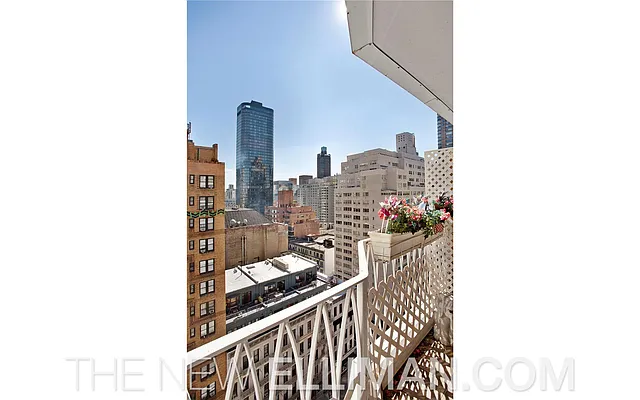Sold by Douglas Elliman | media 8