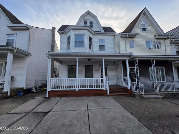 24 N Maple St, Mount Carmel, PA 17851