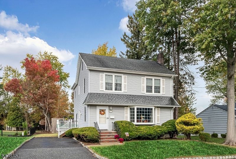 1st image of 17 JOHNSON AVENUE