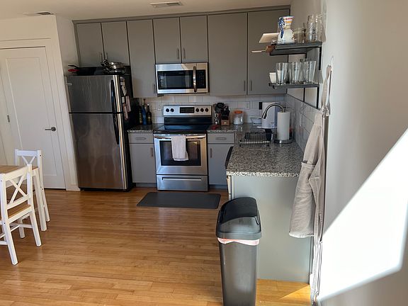 5th image of 2001 Rivermont Ave APT 108