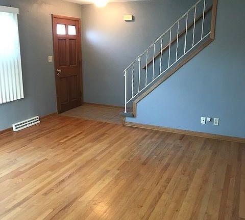 2nd image of 4703 Delmar St