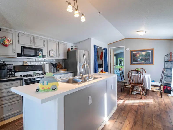 9 S Emperor Drive, Concord, NH 03303