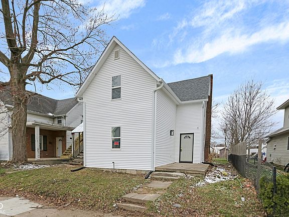 2nd image of 2209 Noble St