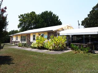 11155 S Leslie Ln, Gore, OK 74435