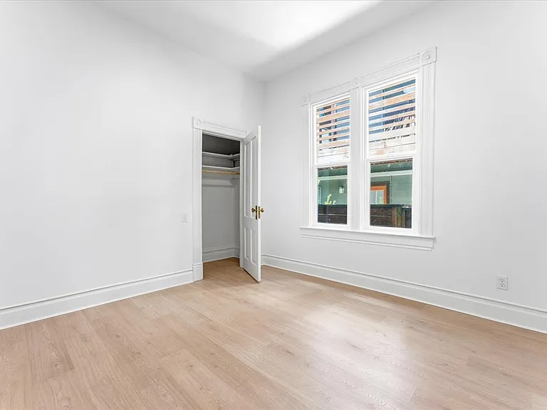 4535 NE Cleveland Ave — Photo 11