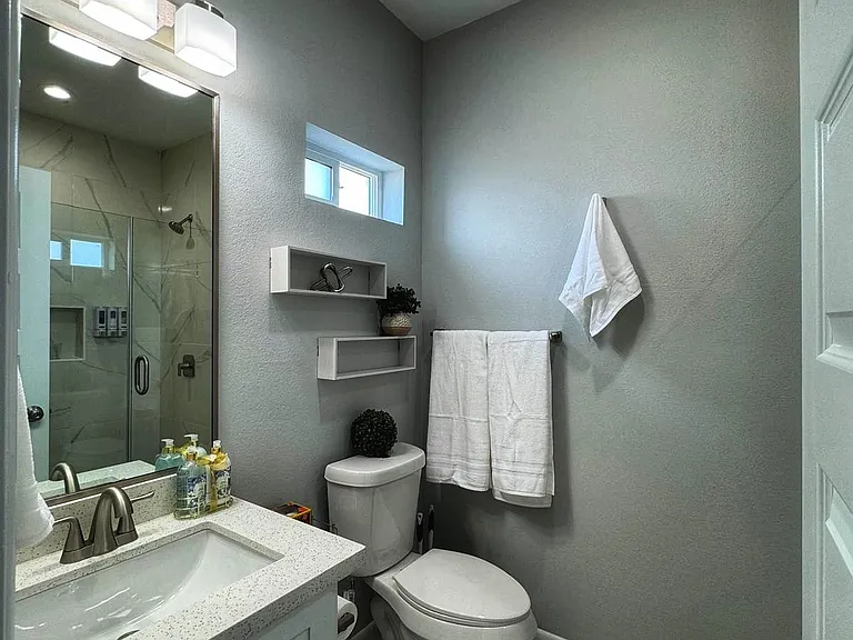 104 N Dove St #1 — Photo 9