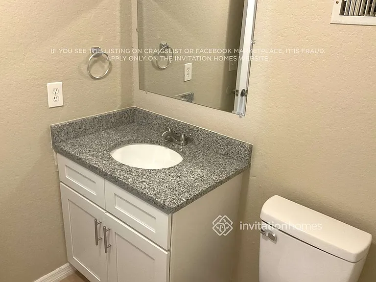 1070 Forrest Dr — Photo 13