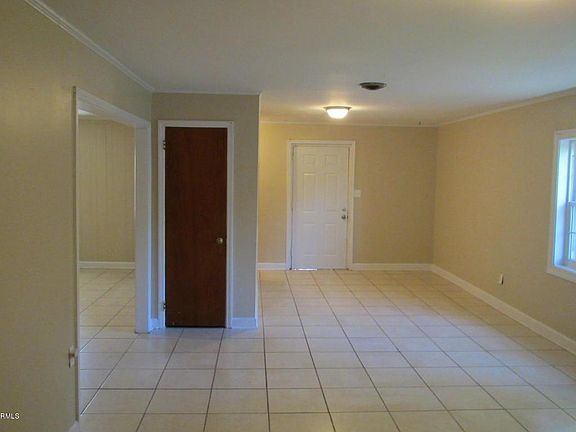 2nd image of 1764 Piney Green Rd