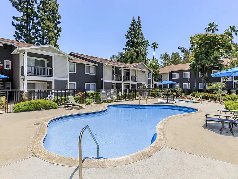 Redlands Lawn & Tennis — Photo 29