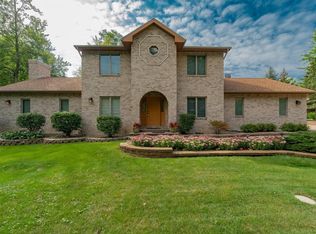 711 E Oak St, Chesterton, IN 46304