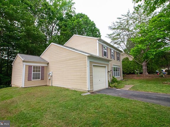 5th image of 5903 Vista Ct