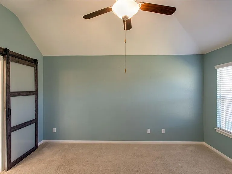 401 Inspiration Dr — Photo 21