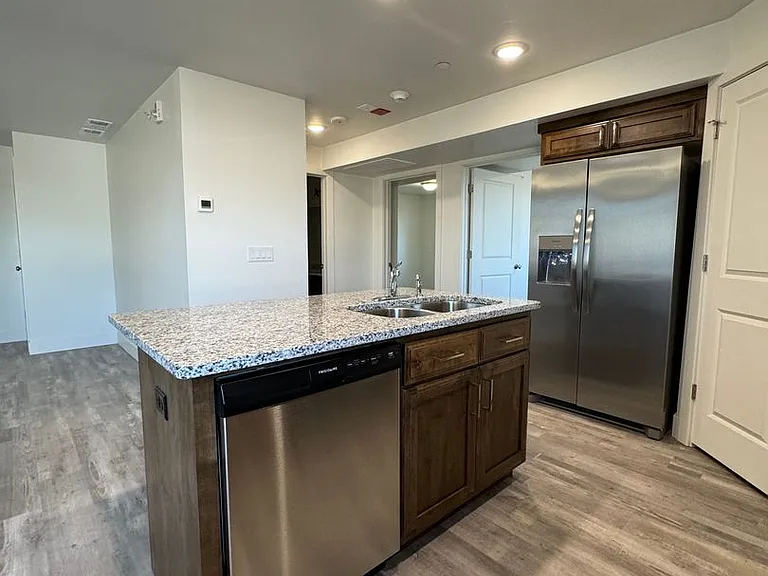 238 Ella Ln — Photo 3