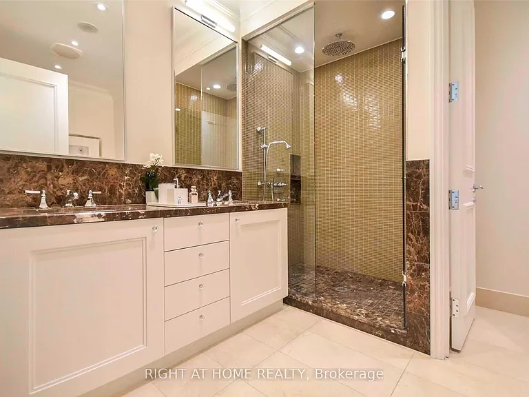 311 Bay St #3503 — Photo 10