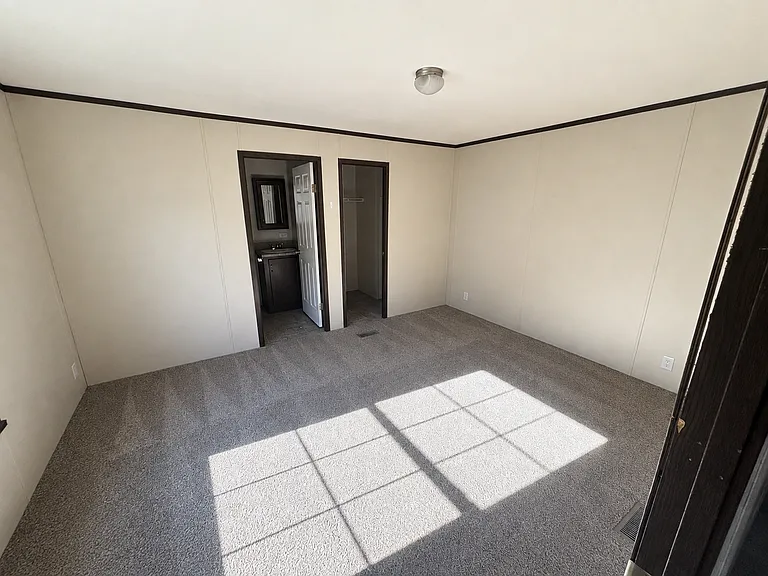 78 Dunlap Cir — Photo 3