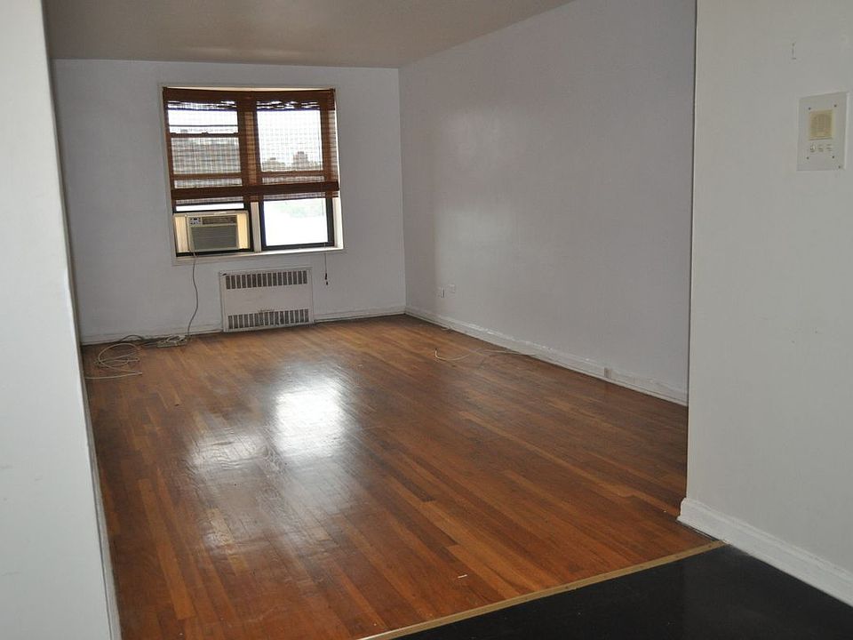 1st image of 4821 40th St APT 5J