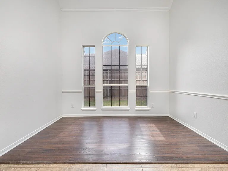 7318 Harbor Dr — Photo 12