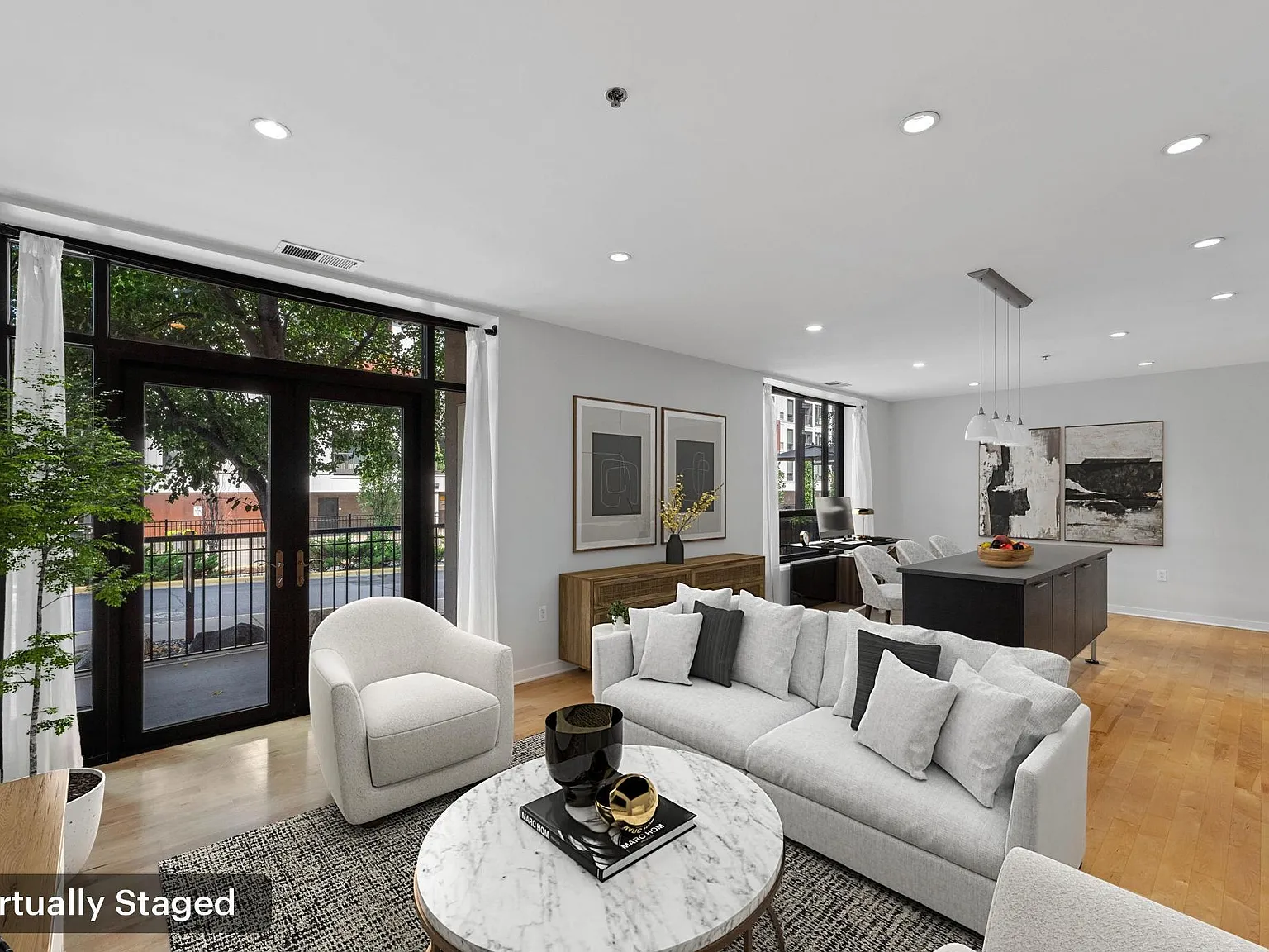 1 bed, 1.0 bath, 963 sqft, $1,995 — Photo 1
