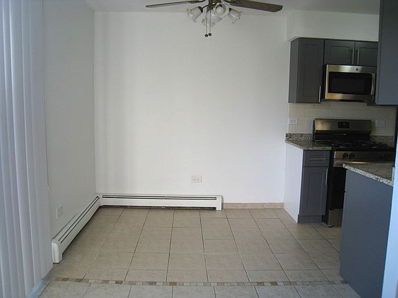 5th image of 187 Pickwick Dr #3F
