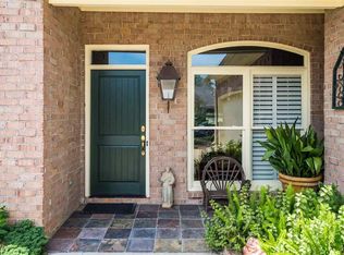 319 Lasalle Ct, Flowood, MS 39232