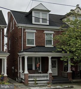 904 Locust St, Columbia, PA, 17512