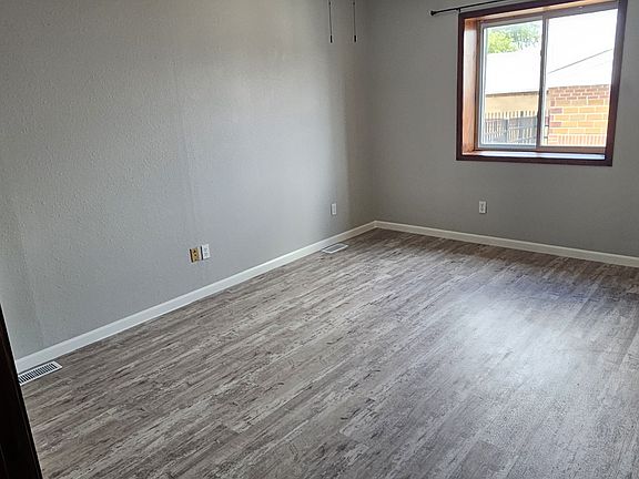 5th image of 155 N 1st St APT 4