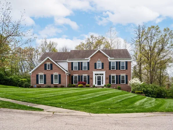 10149 Indian Creek Dr, Sharonville, OH 45241