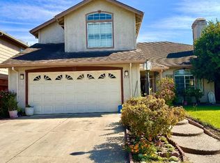 933 Provincetown Dr, Salinas, CA