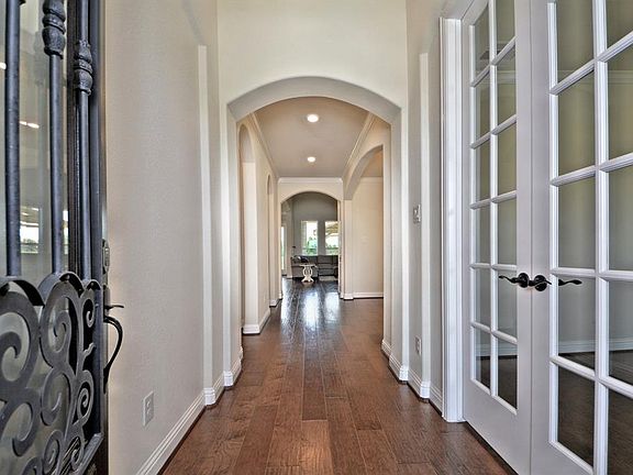 4th image of 6139 Verde Place Ln