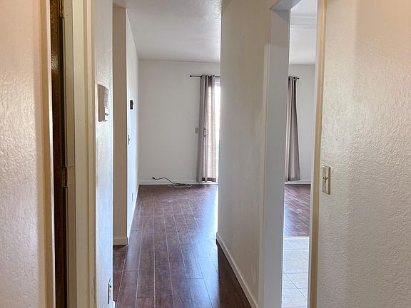 2nd image of 2846 Taraval St #2