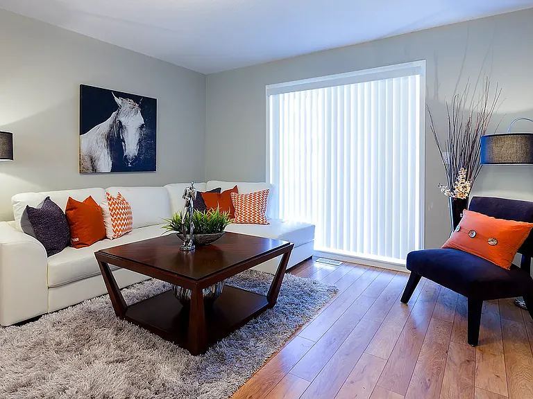 7800 Southfort Dr — Photo 4